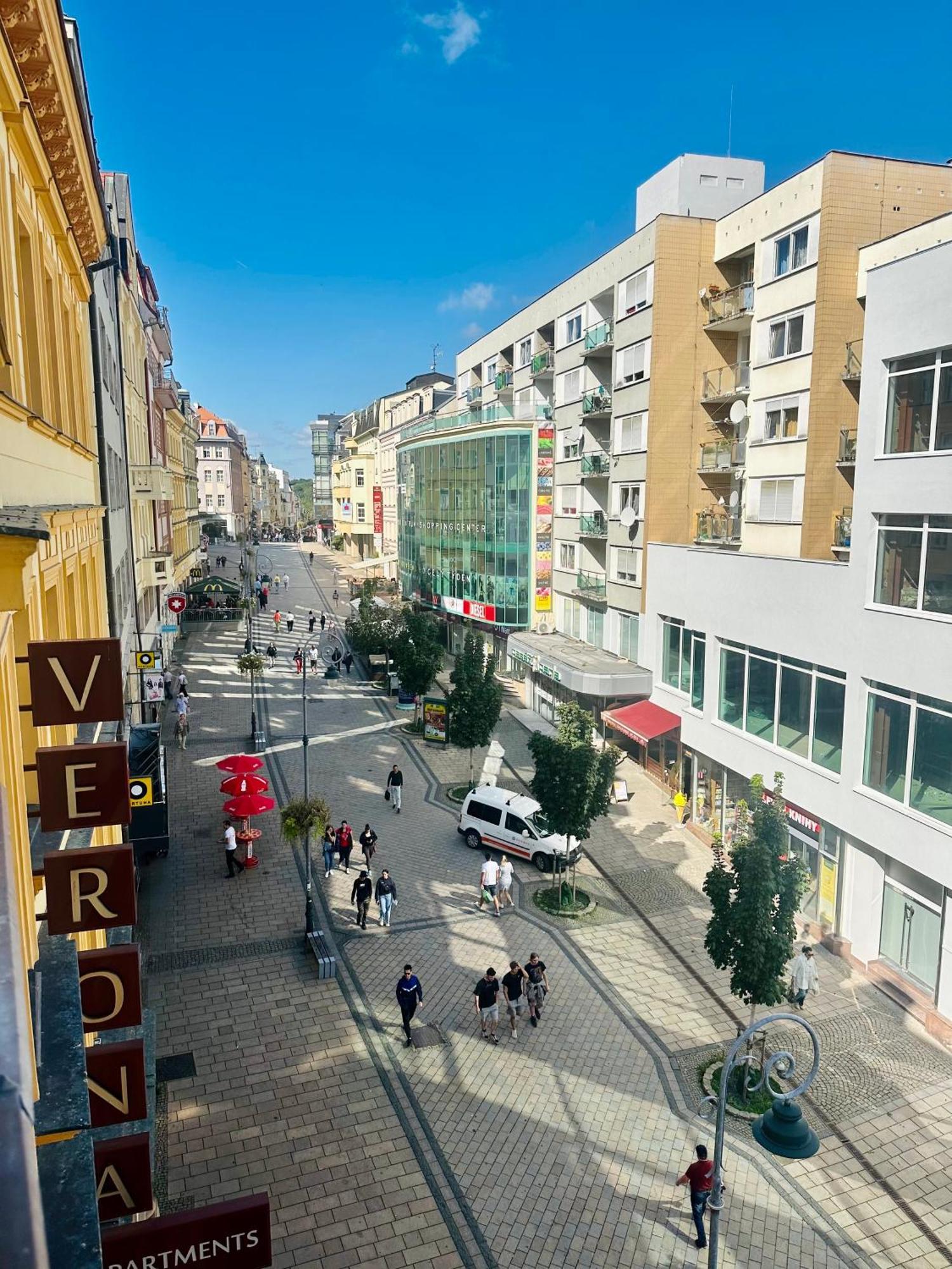Apartment Th Karlovy Vary Exterior foto